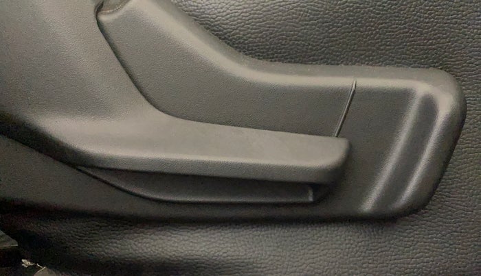 2021 Maruti Swift LXI, Petrol, Manual, 7,342 km, Driver Side Adjustment Panel