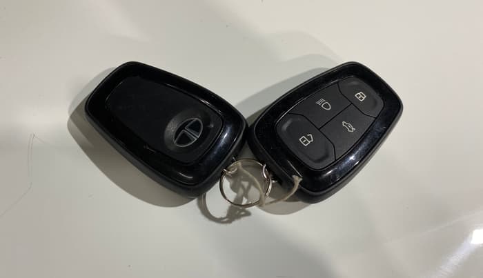 2022 Tata Harrier XZ PLUS 2.0L, Diesel, Manual, 54,928 km, Key Close Up