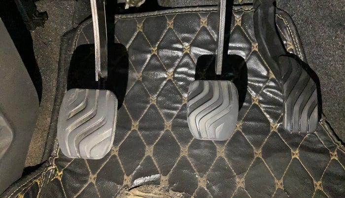 2016 Renault Kwid RXT 1.0, Petrol, Manual, 54,900 km, Pedals