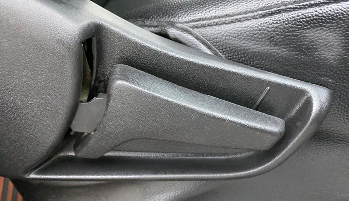 2020 Maruti S PRESSO VXI PLUS, Petrol, Manual, 50,757 km, Driver Side Adjustment Panel