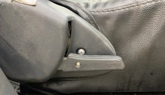 2018 Maruti Alto 800 VXI, Petrol, Manual, 4,119 km, Driver Side Adjustment Panel