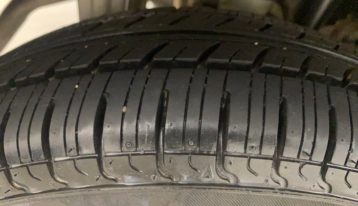 2018 Maruti Alto 800 VXI, Petrol, Manual, 4,119 km, Right Rear Tyre Tread