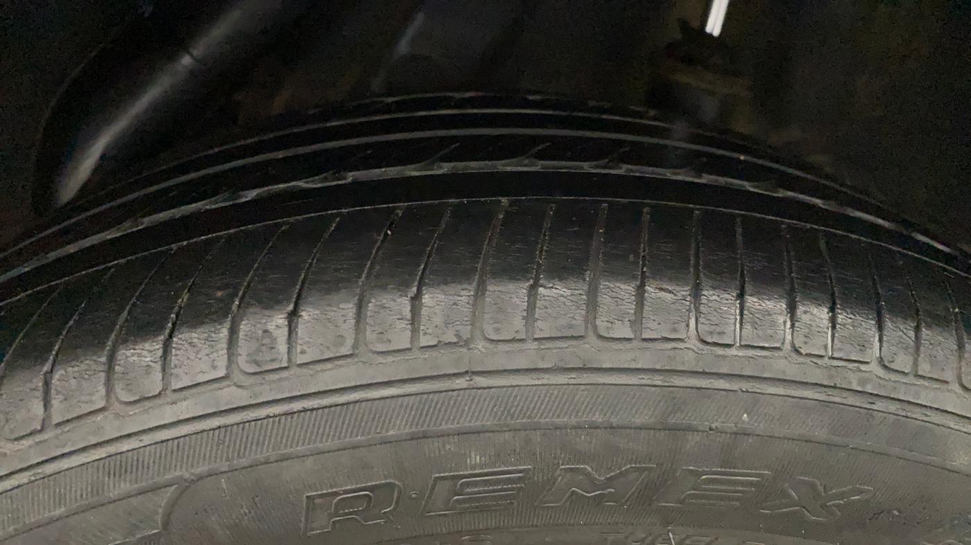 2021 Hyundai Verna SX 1.5 VTVT IVT, Petrol, Automatic, 90,503 km, Left Rear Tyre Tread