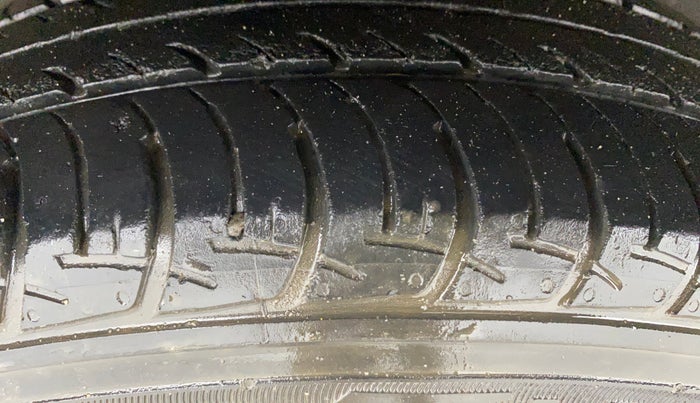 2020 Maruti New Wagon-R ZXI 1.2 AMT, Petrol, Automatic, 89,118 km, Right Rear Tyre Tread