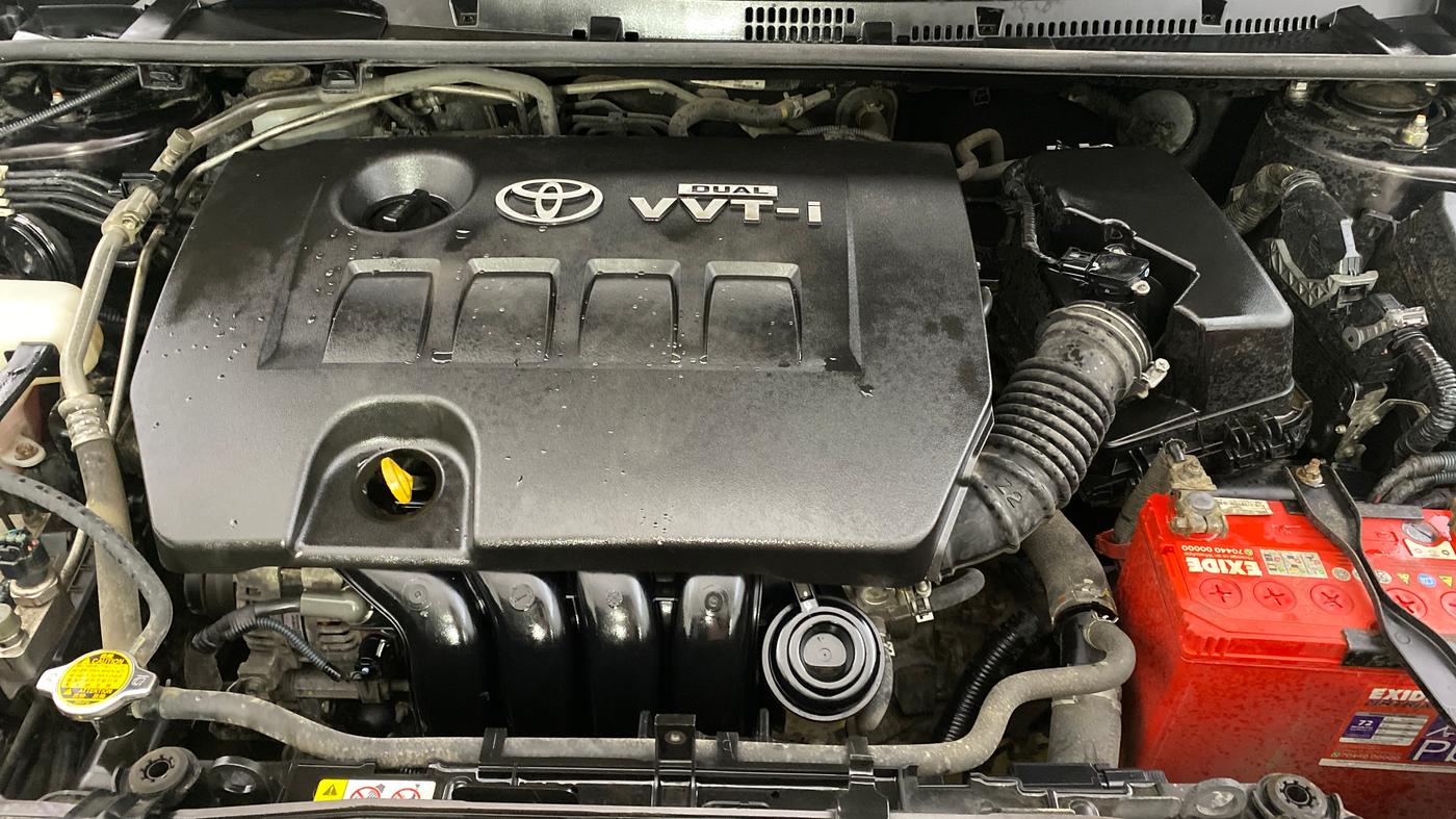 2017 Toyota Corolla Altis GL PETROL, Petrol, Manual, 73,814 km, Engine View
