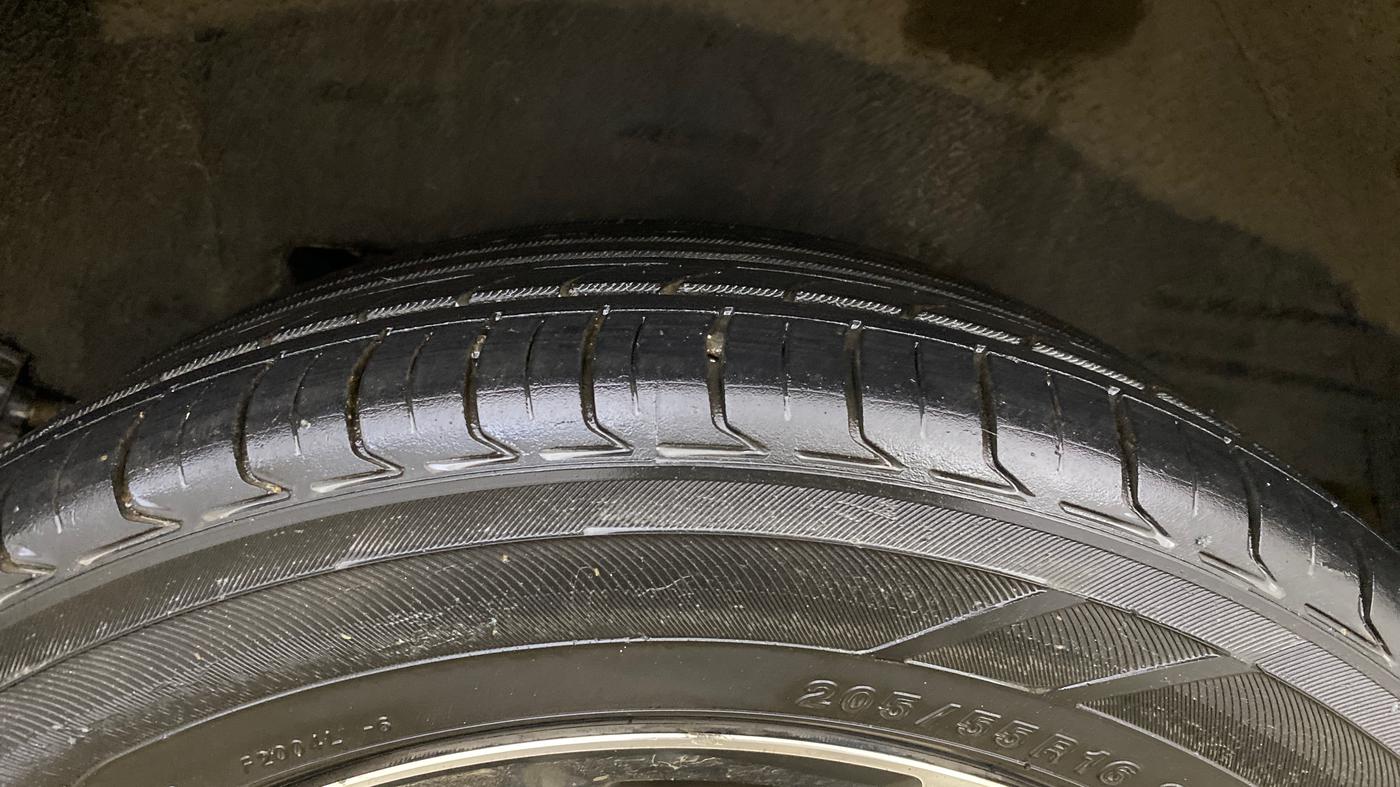 2017 Toyota Corolla Altis GL PETROL, Petrol, Manual, 73,814 km, Left Rear Tyre Tread