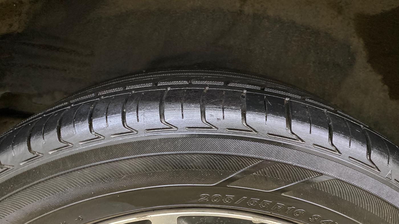 2017 Toyota Corolla Altis GL PETROL, Petrol, Manual, 73,814 km, Right Rear Tyre Tread