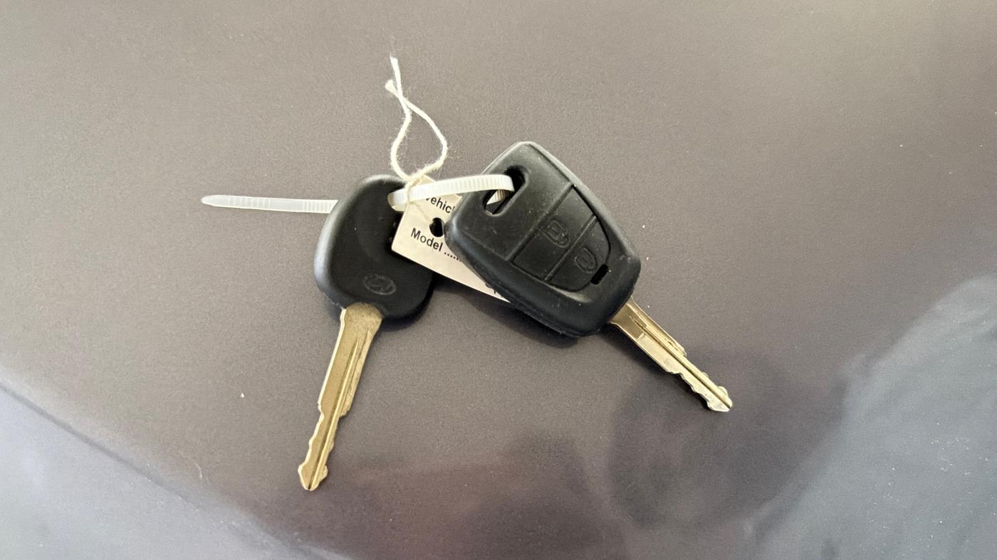 2019 Hyundai Grand i10 SPORTZ 1.2 KAPPA VTVT, Petrol, Manual, 36,931 km, Key Close Up