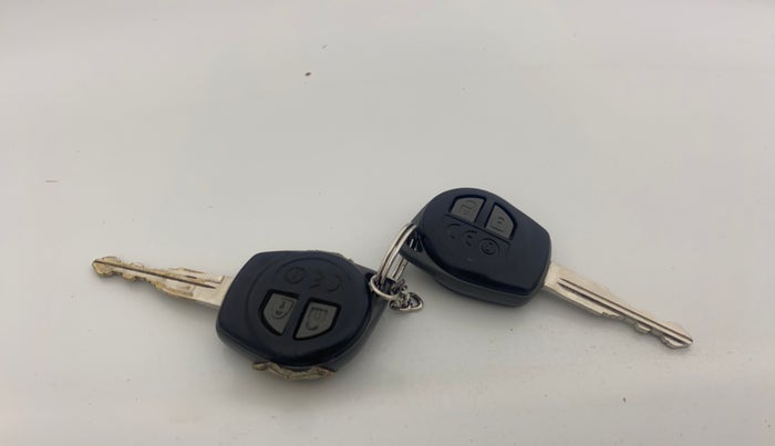 2016 Maruti Baleno DELTA CVT PETROL 1.2, Petrol, Automatic, 66,738 km, Key Close Up