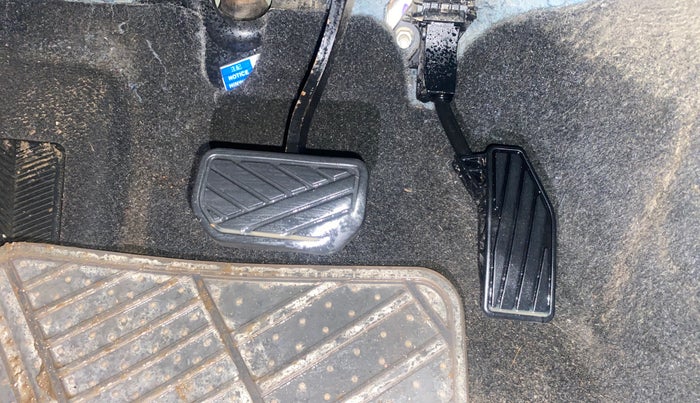 2016 Maruti Baleno DELTA CVT PETROL 1.2, Petrol, Automatic, 66,738 km, Pedals