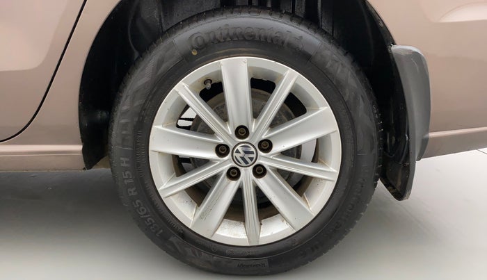 2017 Volkswagen Vento HIGHLINE PLUS 1.5 16 ALLOY, Diesel, Manual, 1,16,281 km, Left Rear Wheel