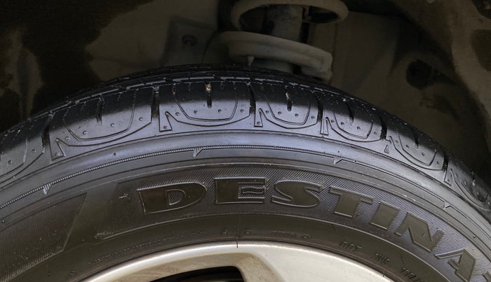 2018 Jeep Compass LIMITED 1.4 PETROL AT, Petrol, Automatic, 28,126 km, Left Front Tyre Tread