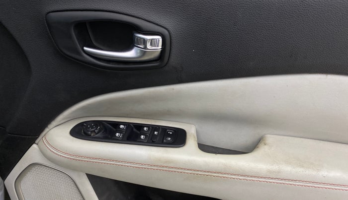 2018 Jeep Compass LIMITED 1.4 PETROL AT, Petrol, Automatic, 28,126 km, Driver Side Door Panels Control