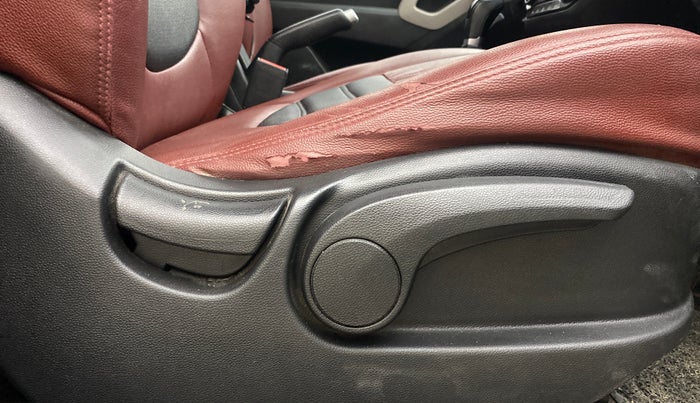 2019 Hyundai Creta SX AT 1.6 PETROL, Petrol, Automatic, 63,786 km, Driver Side Adjustment Panel