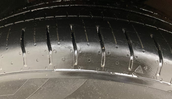 2019 Hyundai Creta SX AT 1.6 PETROL, Petrol, Automatic, 63,786 km, Left Front Tyre Tread