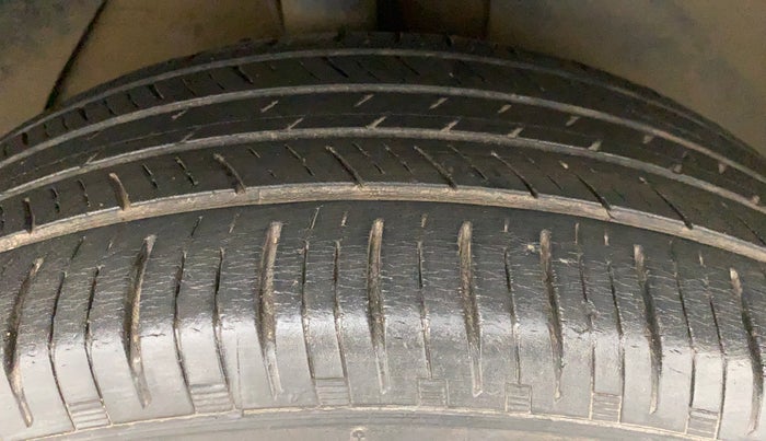 2019 Hyundai Tucson 2WD MT PETROL, Petrol, Manual, 31,661 km, Right Front Tyre Tread