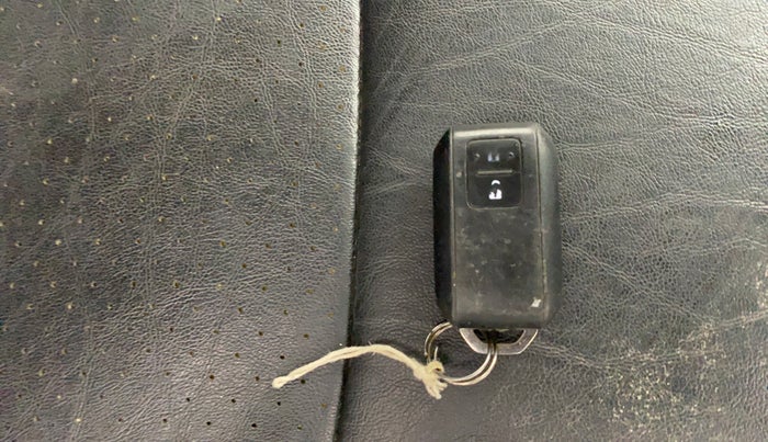 2020 Maruti Baleno ZETA CVT PETROL 1.2, Petrol, Automatic, 96,152 km, Key Close Up