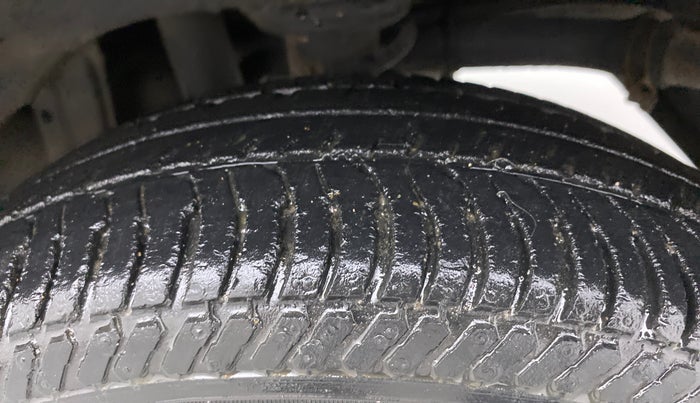 2013 Maruti Alto K10 VXI, Petrol, Manual, 92,370 km, Left Rear Tyre Tread