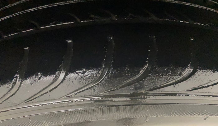 2013 Hyundai i20 MAGNA 1.2, Petrol, Manual, 26,858 km, Left Rear Tyre Tread