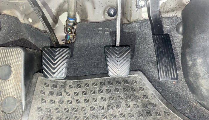 2013 Hyundai i20 MAGNA 1.2, Petrol, Manual, 26,858 km, Pedals