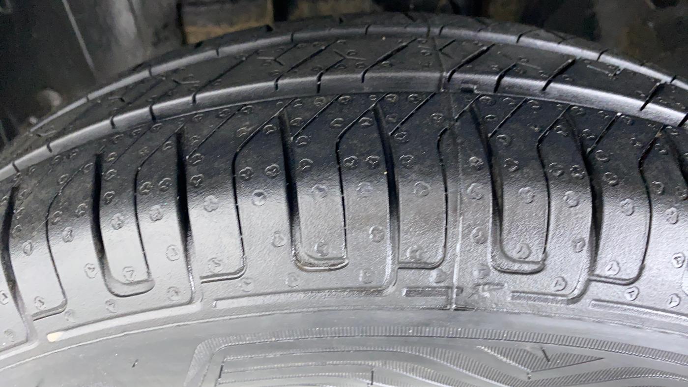 2019 Renault Kwid RXL, Petrol, Manual, 35,525 km, Left Front Tyre Tread