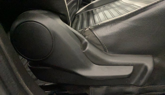 2019 Maruti Baleno DELTA PETROL 1.2, Petrol, Manual, 61,286 km, Driver Side Adjustment Panel