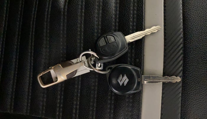 2019 Maruti Baleno DELTA PETROL 1.2, Petrol, Manual, 61,286 km, Key Close Up