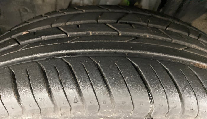 2022 Nissan MAGNITE XV CVT TURBO, Petrol, Automatic, 2,164 km, Left Front Tyre Tread