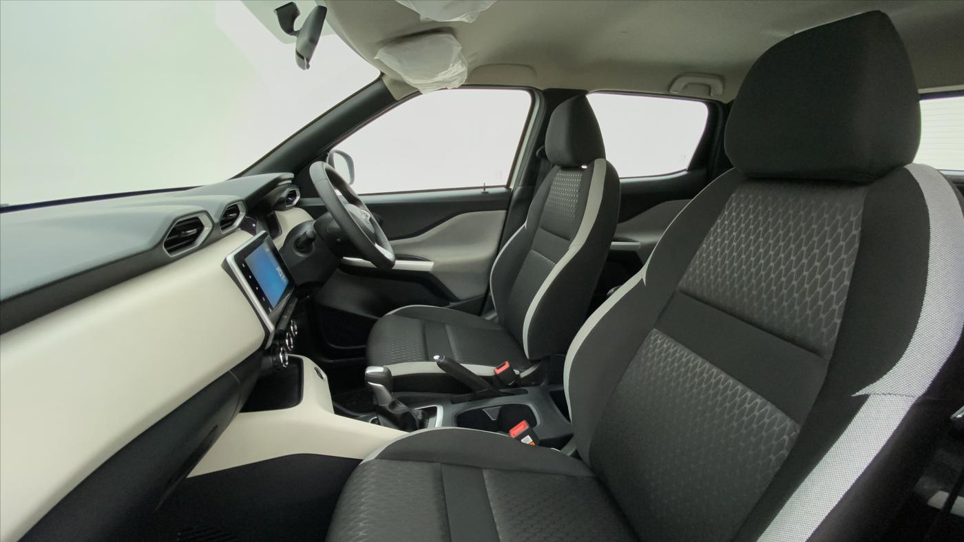 2022 Nissan MAGNITE XV CVT TURBO, Petrol, Automatic, 2,164 km, Right Side Front Door Cabin