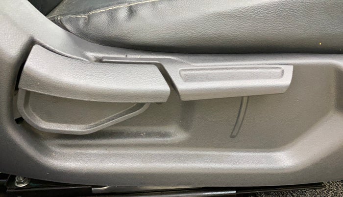 2022 Hyundai GRAND I10 NIOS SPORTZ 1.2 KAPPA VTVT, Petrol, Manual, 48,489 km, Driver Side Adjustment Panel