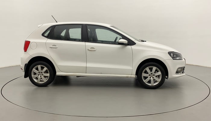 2017 Volkswagen Polo COMFORTLINE 1.2L, Petrol, Manual, 61,411 km, Right Side View