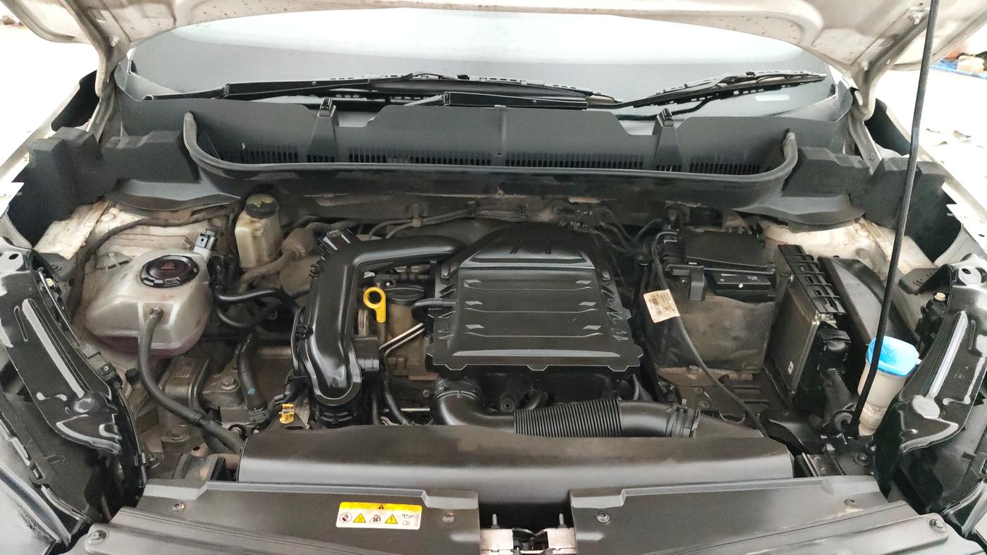 2021 Skoda KUSHAQ AMBITION 1.0L TSI AT, Petrol, Automatic, 62,277 km, Engine View