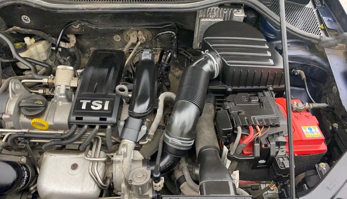 2015 Volkswagen Vento HIGHLINE PETROL AT, Petrol, Automatic, 64,067 km, Engine View - Left