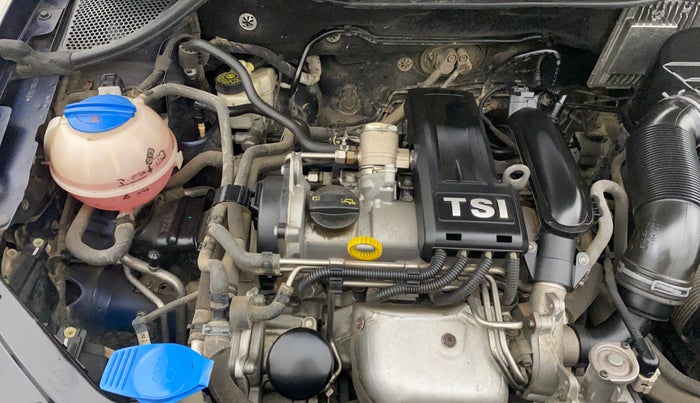 2015 Volkswagen Vento HIGHLINE PETROL AT, Petrol, Automatic, 64,067 km, Engine View - Right