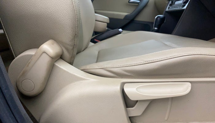 2015 Volkswagen Vento HIGHLINE PETROL AT, Petrol, Automatic, 64,067 km, Driver Side Adjustment Panel