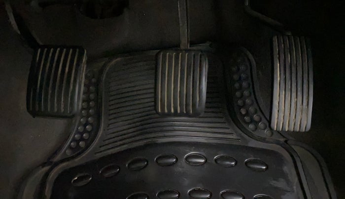 2012 Hyundai i10 MAGNA 1.2, Petrol, Manual, 62,494 km, Pedals