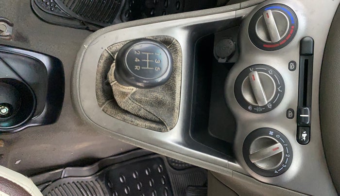 2012 Hyundai i10 MAGNA 1.2, Petrol, Manual, 62,494 km, Gear Lever