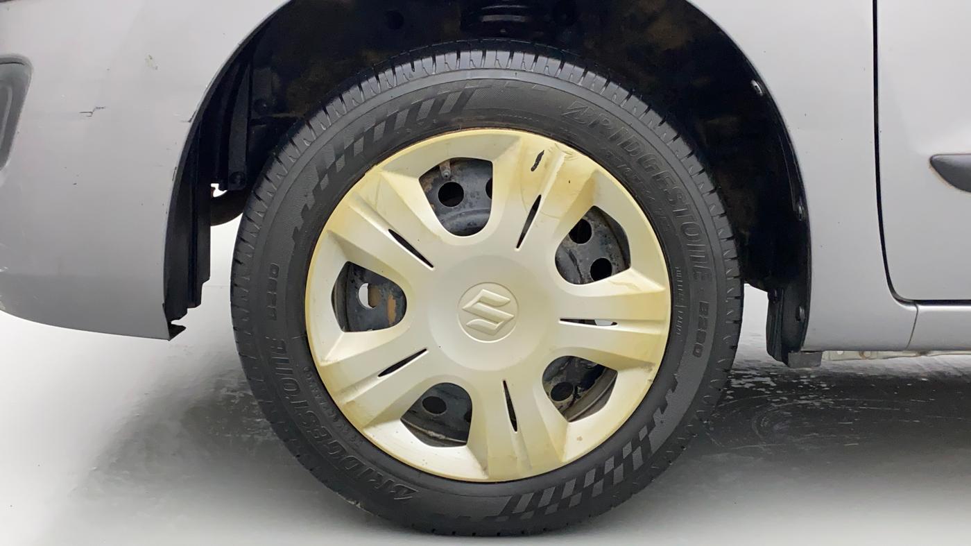 2015 Maruti Wagon R 1.0 VXI, Petrol, Manual, 73,780 km, Left Front Wheel