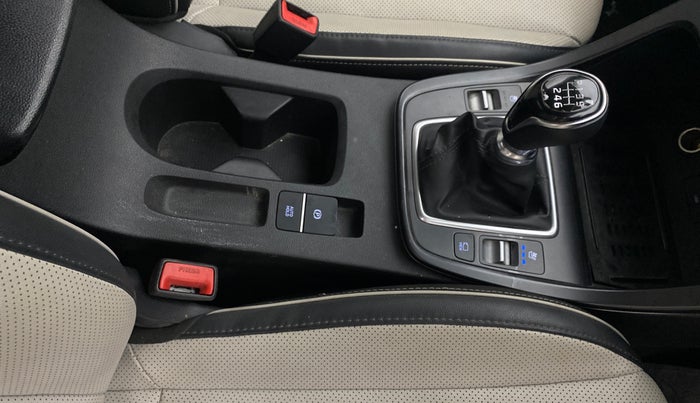 2020 Hyundai Creta SX (O) 1.5 DIESEL, Diesel, Manual, 67,395 km, Gear Lever