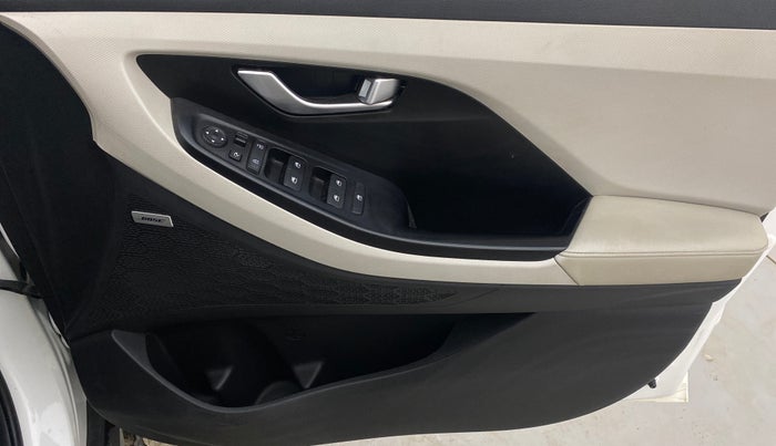 2020 Hyundai Creta SX (O) 1.5 DIESEL, Diesel, Manual, 67,395 km, Driver Side Door Panels Control