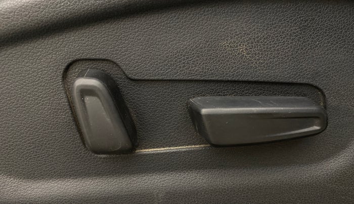 2020 Hyundai Creta SX (O) 1.5 DIESEL, Diesel, Manual, 67,395 km, Driver Side Adjustment Panel