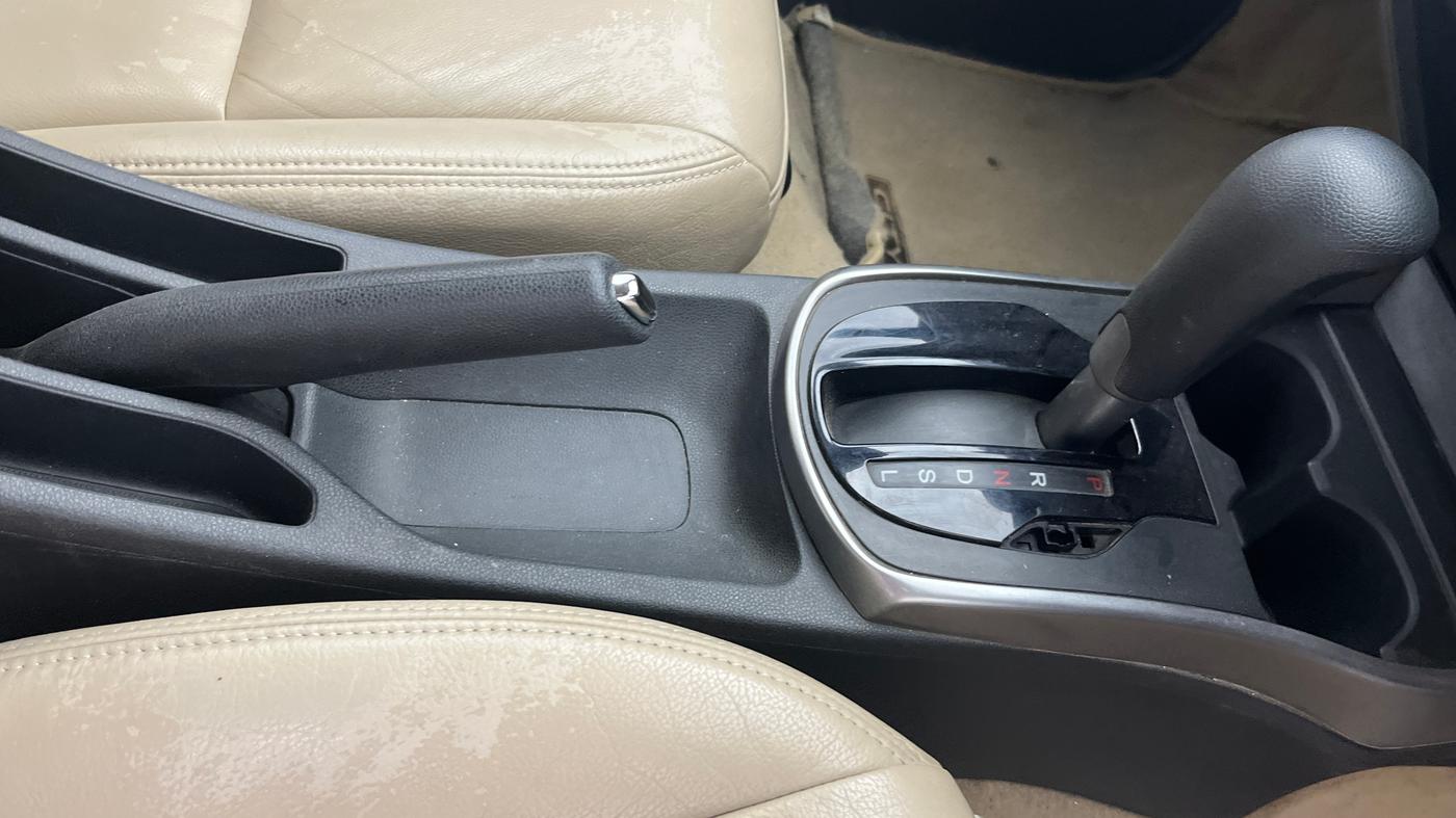2014 Honda City 1.5L I-VTEC SV CVT, Petrol, Automatic, 85,446 km, Gear Lever