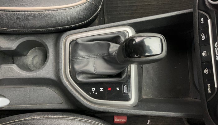 2018 Hyundai Creta SX PLUS AT 1.6 PETROL, Petrol, Automatic, 1,09,264 km, Gear Lever