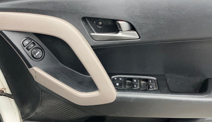 2018 Hyundai Creta SX PLUS AT 1.6 PETROL, Petrol, Automatic, 1,09,264 km, Driver Side Door Panels Control