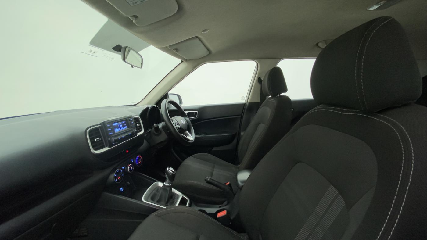 2019 Hyundai VENUE 1.4 CRDI S MT, Diesel, Manual, 61,449 km, Right Side Front Door Cabin