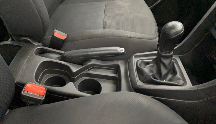 2022 Maruti Vitara Brezza LXI, Petrol, Manual, 56,119 km, Gear Lever