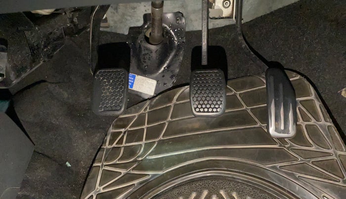 2015 Maruti Alto 800 VXI, Petrol, Manual, 79,783 km, Pedals