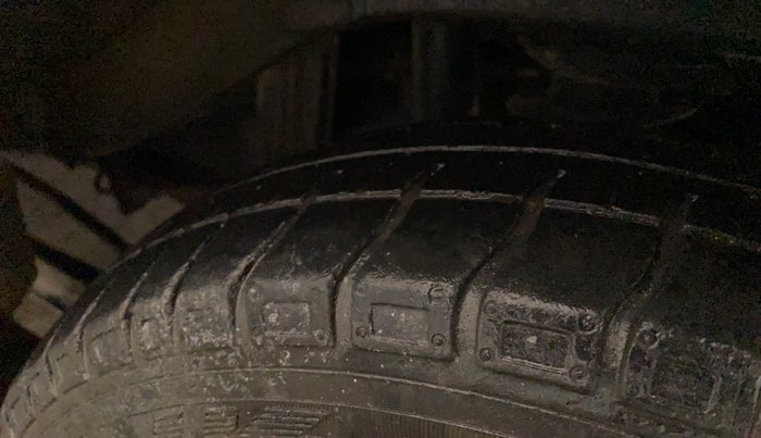 2015 Maruti Alto 800 VXI, Petrol, Manual, 79,783 km, Left Rear Tyre Tread