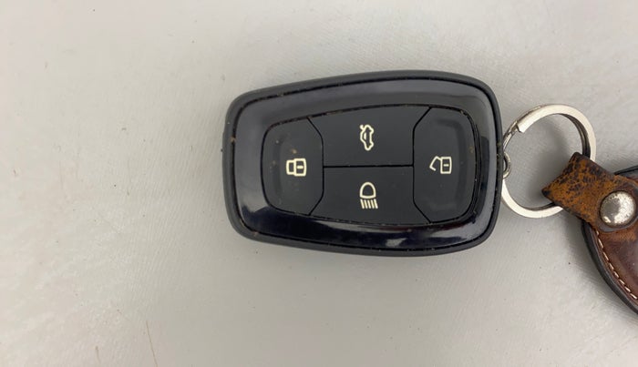 2020 Tata NEXON XZA PLUS (O) PETROL, Petrol, Automatic, 11,891 km, Key Close Up