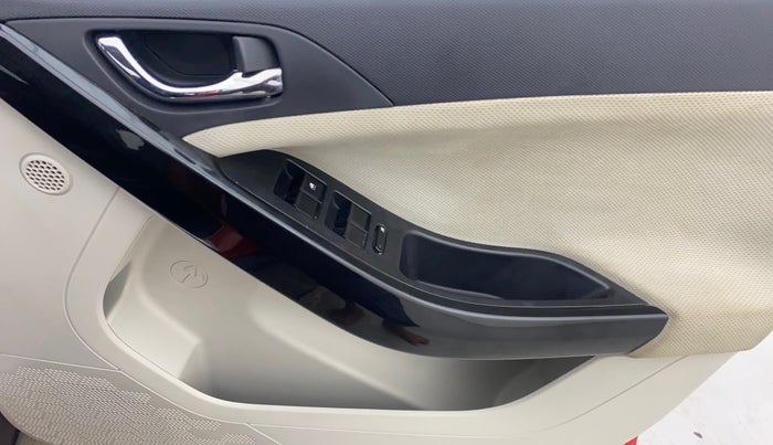 2020 Tata NEXON XZA PLUS (O) PETROL, Petrol, Automatic, 11,891 km, Driver Side Door Panels Control